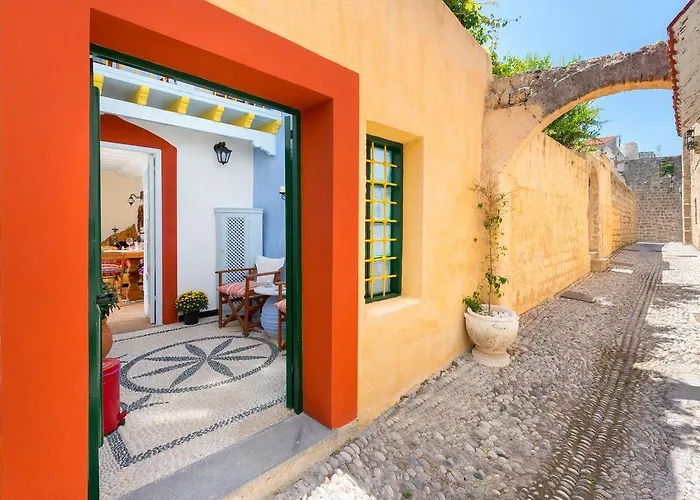 Giorgos' Old Story 2bed Stone House With Private Hamam In The Old Town Case de vacanță *